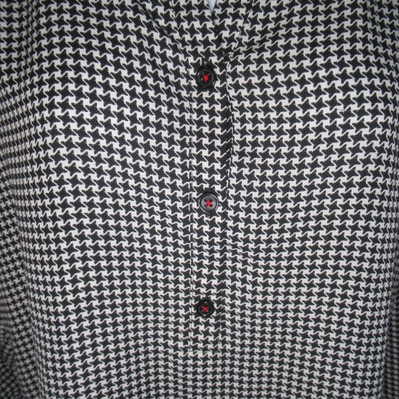 Van Heusen Black & White Houndstooth Blouse Sz S – 3/4 Sleeve Button Front - Picture 3 of 10